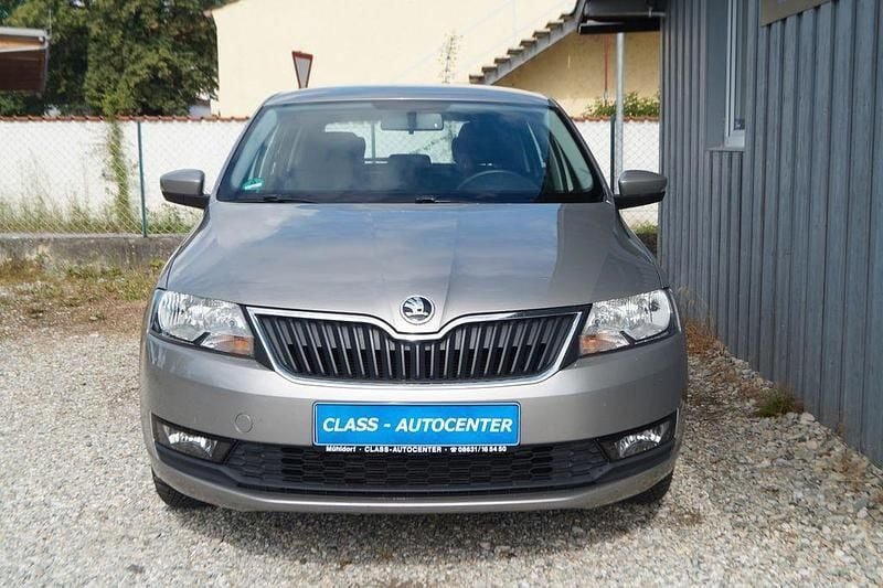 Gebraucht Skoda Rapid Active 95 PS (69 kW) 2018 Beige Kleinwagen