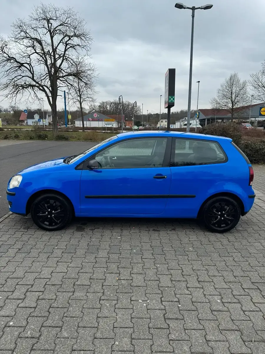 Gebraucht VW Polo 69 PS (50 kW) 2009 Blau Kleinwagen
