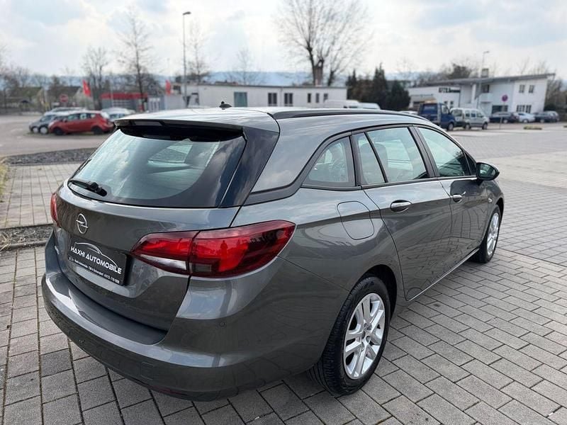 Gebraucht Opel Astra Edition 145 PS (106 kW) 2021 Grau Kombi
