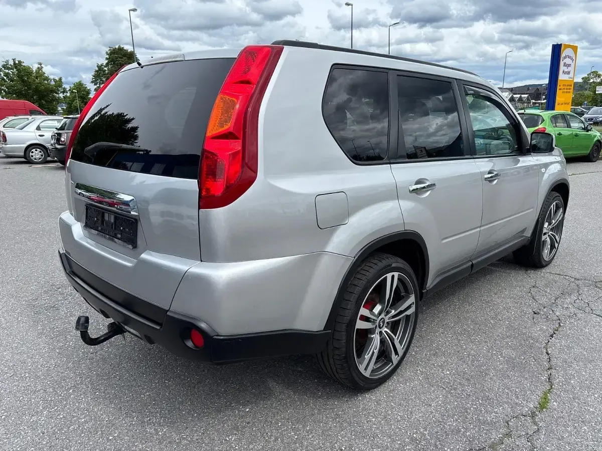 Gebraucht Nissan X-Trail 173 PS (127 kW) 2008 Silber SUV