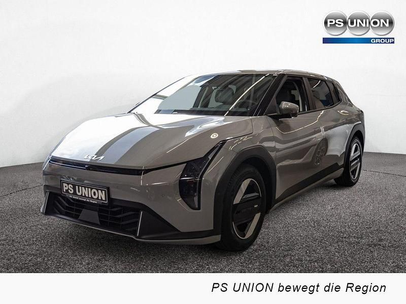 Neu Kia EV4 Earth 150 kW (204 PS) 2026 Grau Limousine