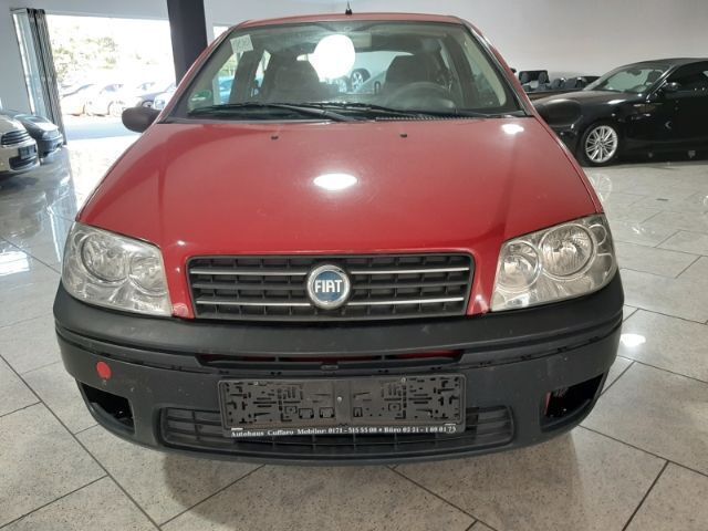 Rot Gebraucht 2005 Fiat Punto Kleinwagen | 1.665 € (Etwas zu teuer) - Bild 1/4