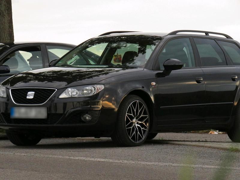 Gebraucht Seat Exeo 143 PS (105 kW) 2010 Schwarz Kombi