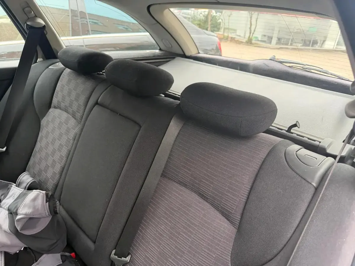 Gebraucht Mercedes 200 120 PS (88 kW) 2005 Silber Kombi