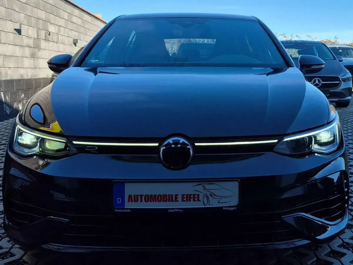 Gebraucht VW Golf VIII Style 333 PS (244 kW) 2023 Deep black Kleinwagen
