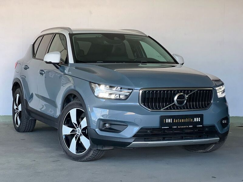 Grau Gebraucht 2020 Volvo XC40 Momentum SUV | 23.500 € (Fairer Preis) - Bild 1/4