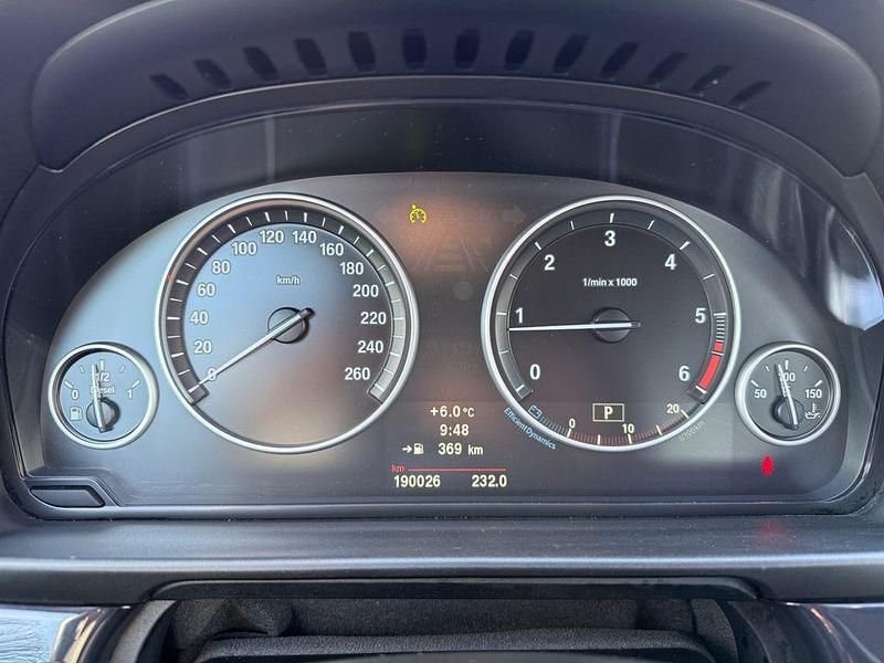 Gebraucht BMW 520 184 PS (135 kW) 2012 Grau Kombi