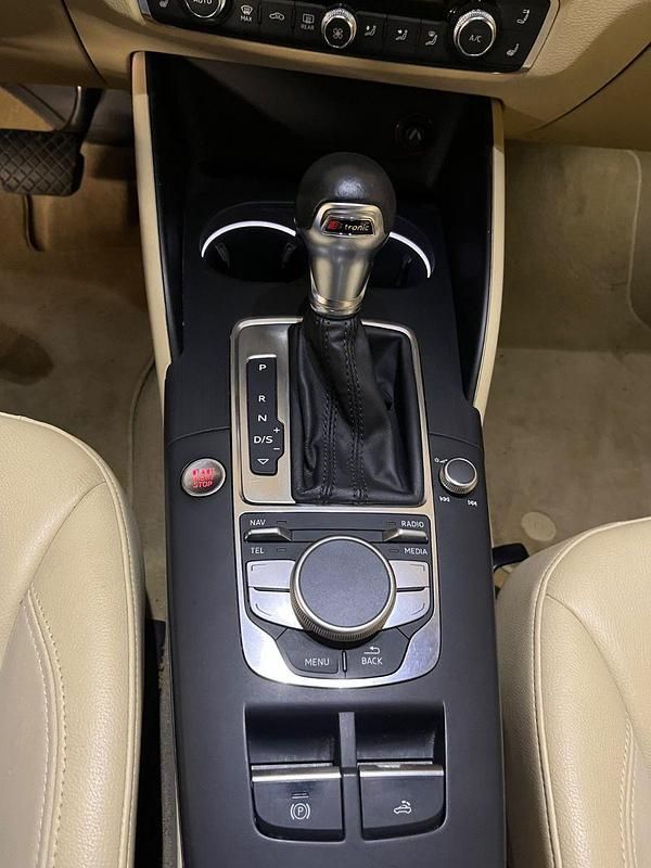 Gebraucht Audi A3 Cabriolet Ambiente 179 PS (131 kW) 2014 Braun Cabrio