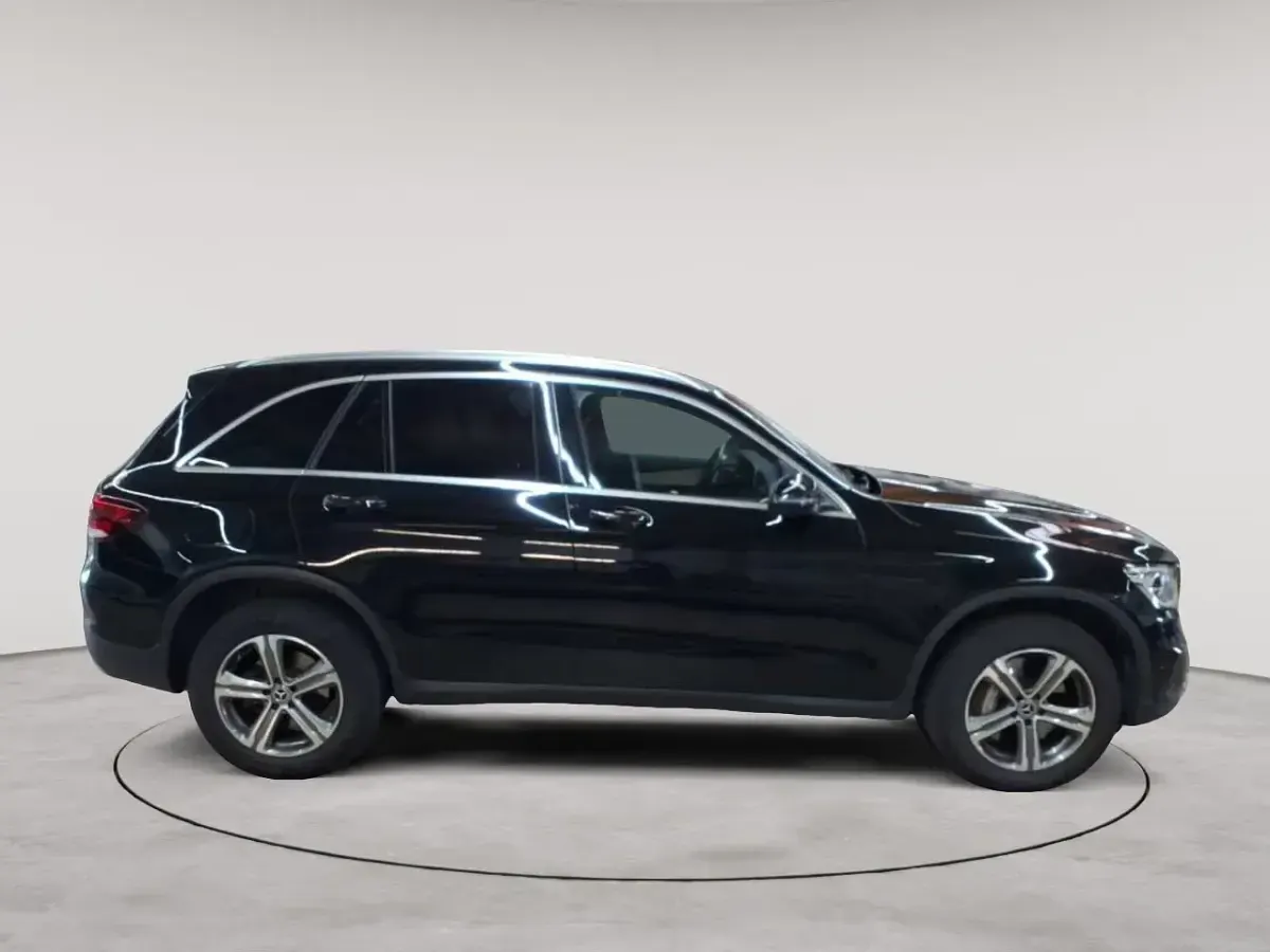 Gebraucht Mercedes GLC300de 194 PS (142 kW) 2022 Schwarz SUV