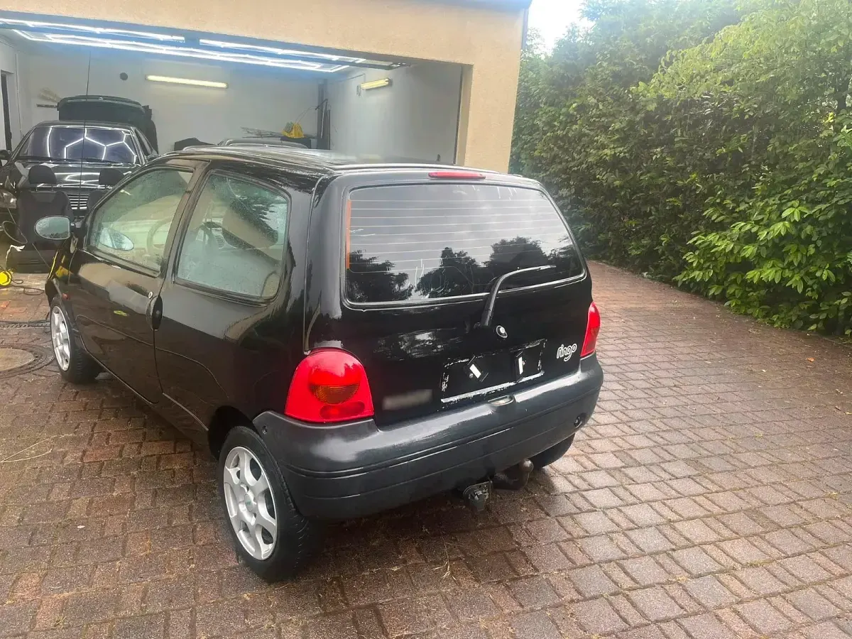 Gebraucht Renault Twingo Authentique 58 PS (42 kW) 2001 Schwarz Kleinwagen