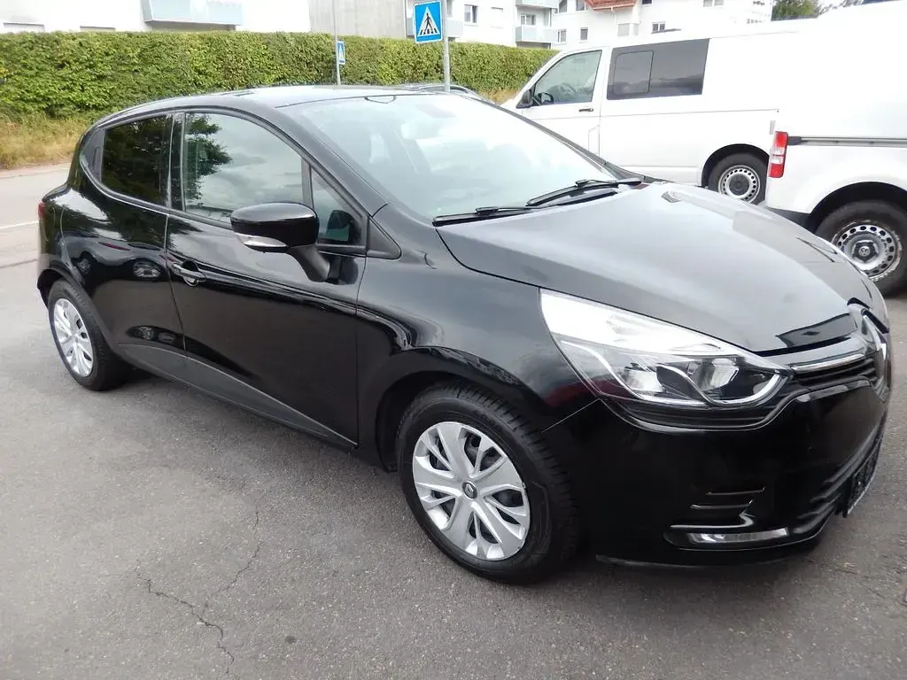 Gebraucht Renault Clio IV 75 PS (55 kW) 2017 Schwarz Pickup
