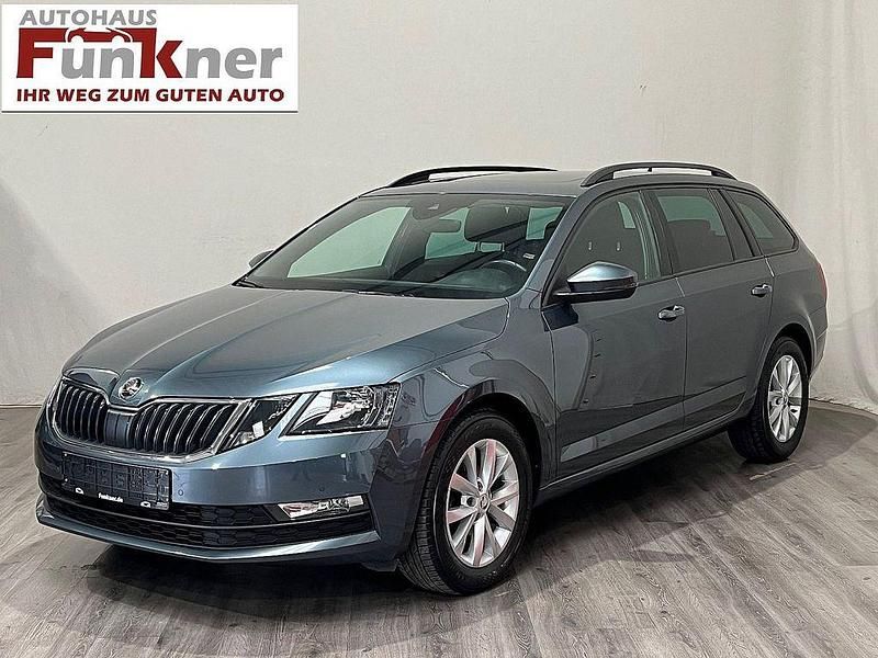 Grau Gebraucht 2020 Skoda Octavia Ambition Kombi | 17.900 € (Fairer Preis) - Bild 1/4