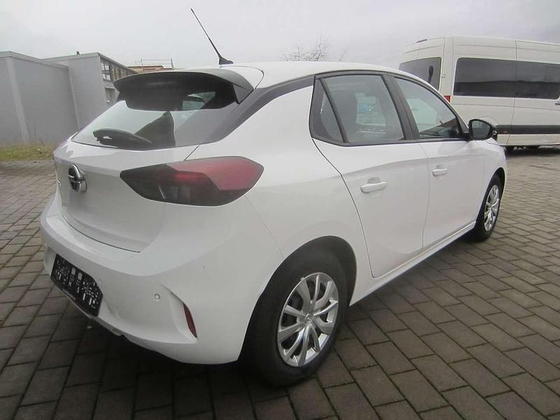 Gebraucht Opel Corsa Edition 75 PS (55 kW) 2022 Jade weiss/arktis weiss Kleinwagen