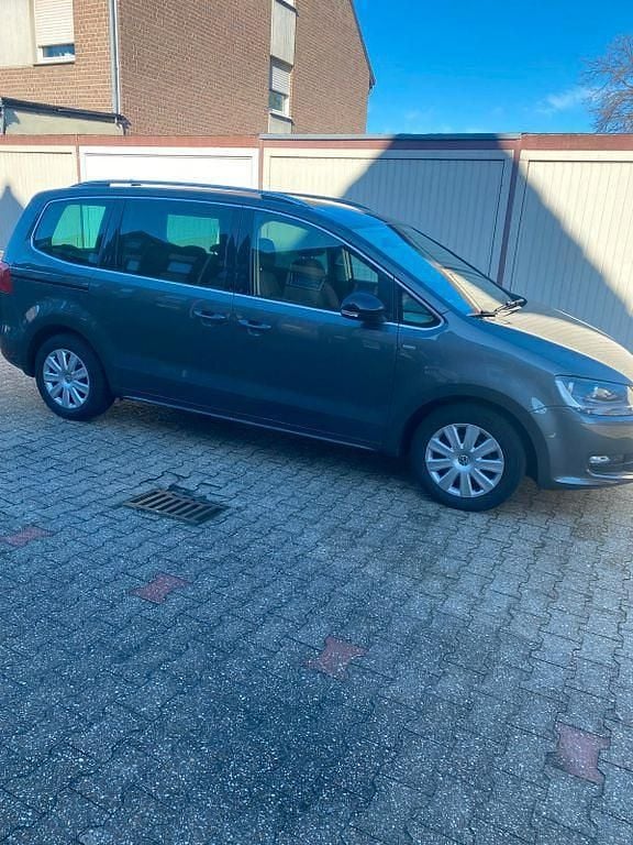 Gebraucht VW Sharan 170 PS (125 kW) 2012 Grau Van / Kleinbus