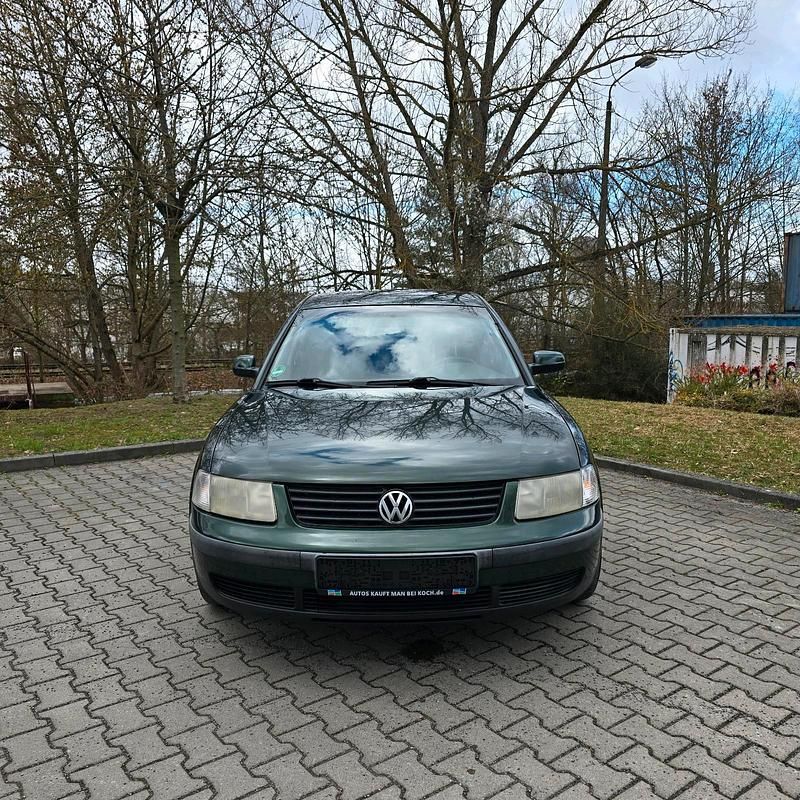 Gebraucht VW Passat 150 PS (110 kW) 1997 Grün Limousine