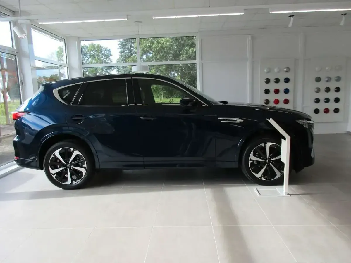 Neu Mazda CX-60 Takumi-Line 200 PS (147 kW) 2025 Blau SUV