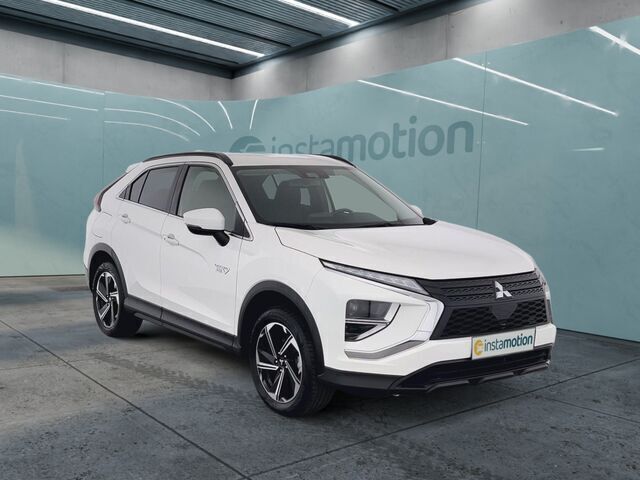 Gebraucht Mitsubishi Eclipse Cross Basis 188 PS (138 kW) 2022 Weiß SUV