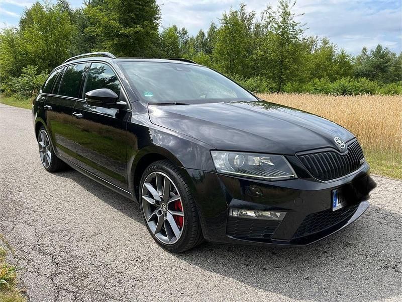 Schwarz Gebraucht 2014 Skoda Octavia RS Kombi | 9.800 € (Guter Preis) - Bild 1/4