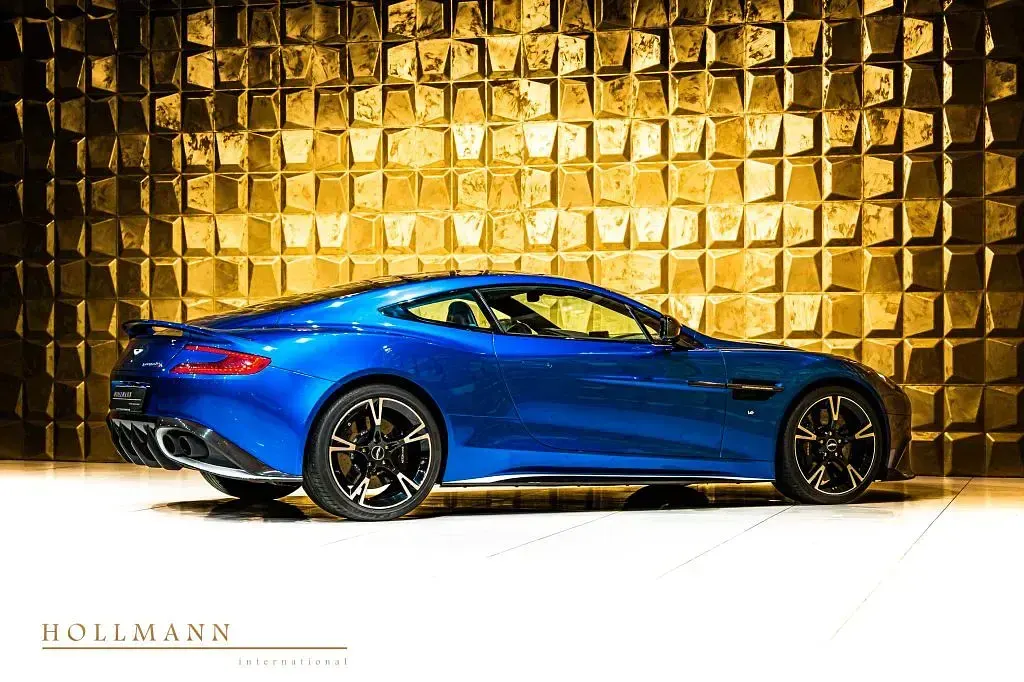Gebraucht Aston Martin Vanquish 604 PS (444 kW) 2018 Ming blue Coupé