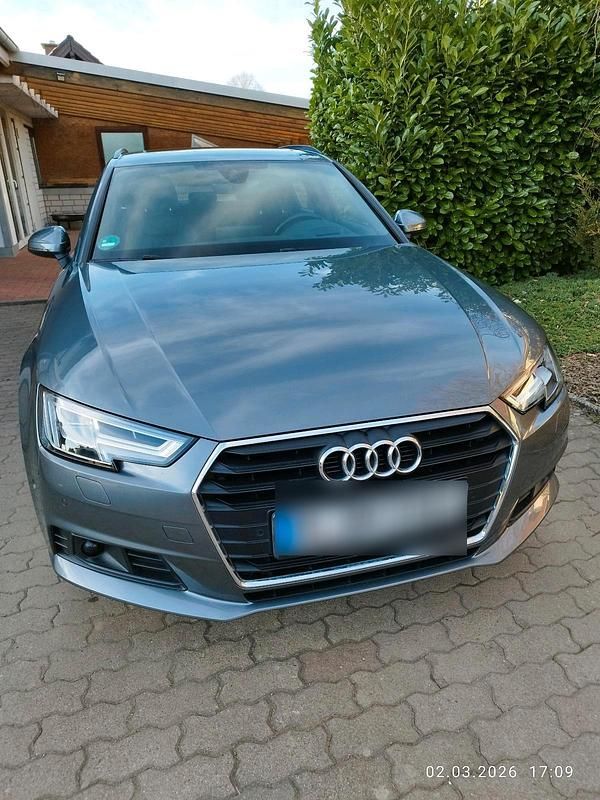 Gebraucht Audi A4 190 PS (139 kW) 2018 Grau Kombi