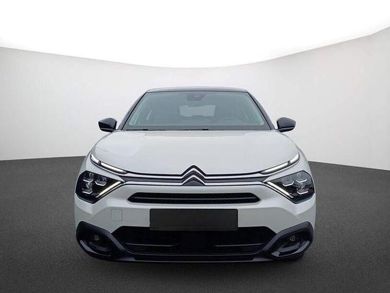 Second-hand Citroën C4 Feel 131 CP (96 kW) 2023 Alb SUV