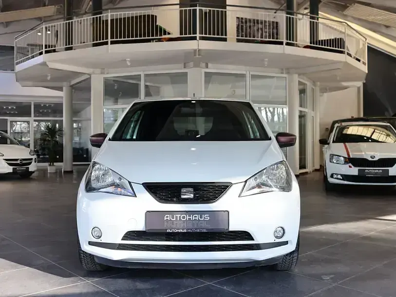 Gebraucht Seat Mii Chic 110 PS (80 kW) 2015 Oryxweiã perlmutteffekt Kleinwagen
