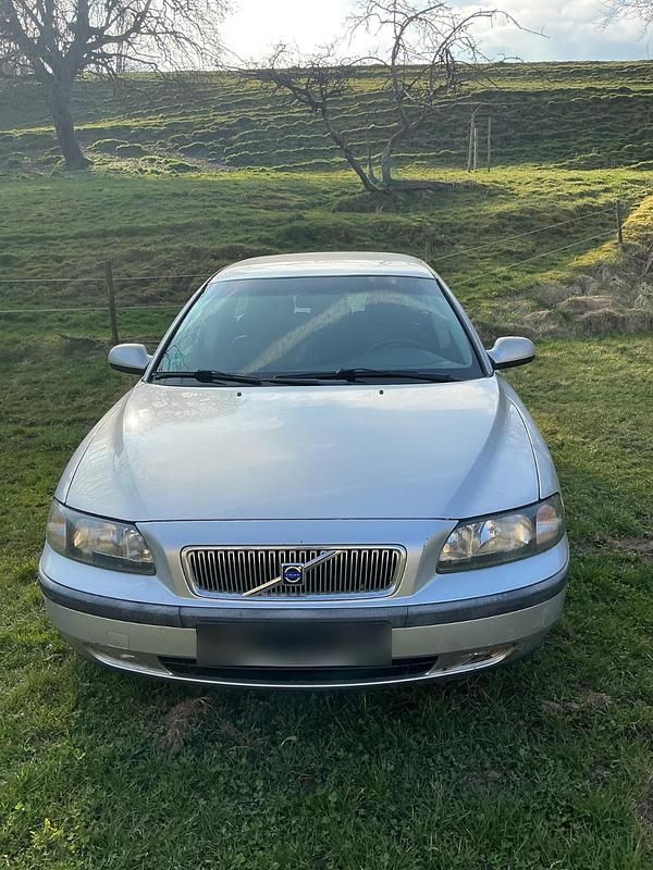 Gebraucht Volvo V70 144 PS (105 kW) 2001 Silber Kombi