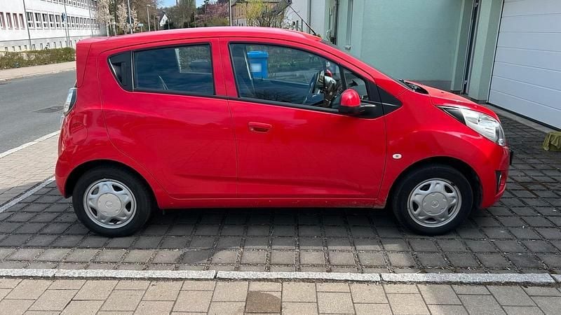 Second-hand Chevrolet Spark LS 68 CP (50 kW) 2013 Roșu Hatchback