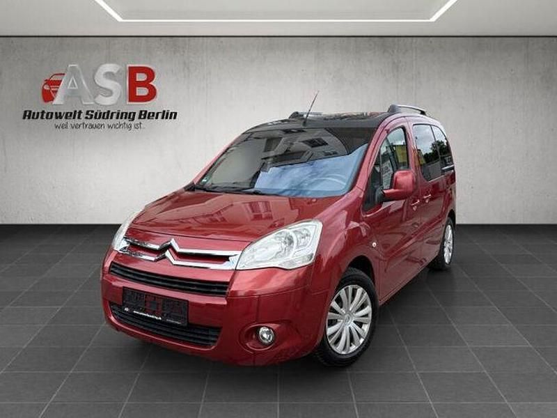 Rot Gebraucht 2010 Citroën Berlingo Exclusive Van / Kleinbus | 6.999 € (Etwas zu teuer) - Bild 1/4