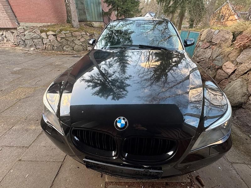 Gebraucht BMW 520 170 PS (125 kW) 2008 Schwarz Limousine