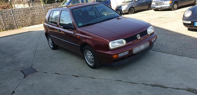 Gebraucht VW Golf III 75 PS (55 kW) 1996 Rot Limousine