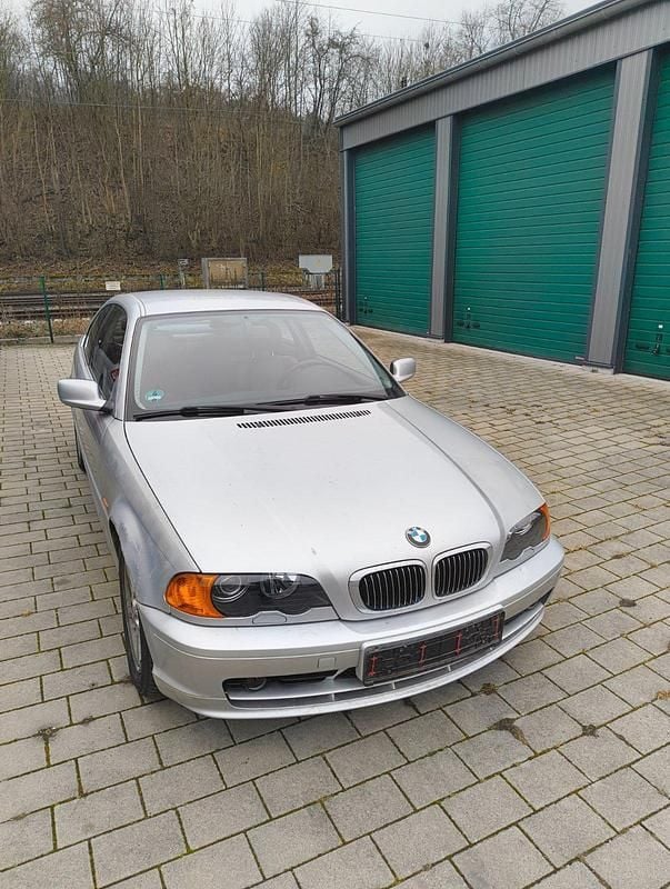 Silber Gebraucht 2000 BMW 325 Coupé | 4.000 € (Fairer Preis) - Bild 1/4
