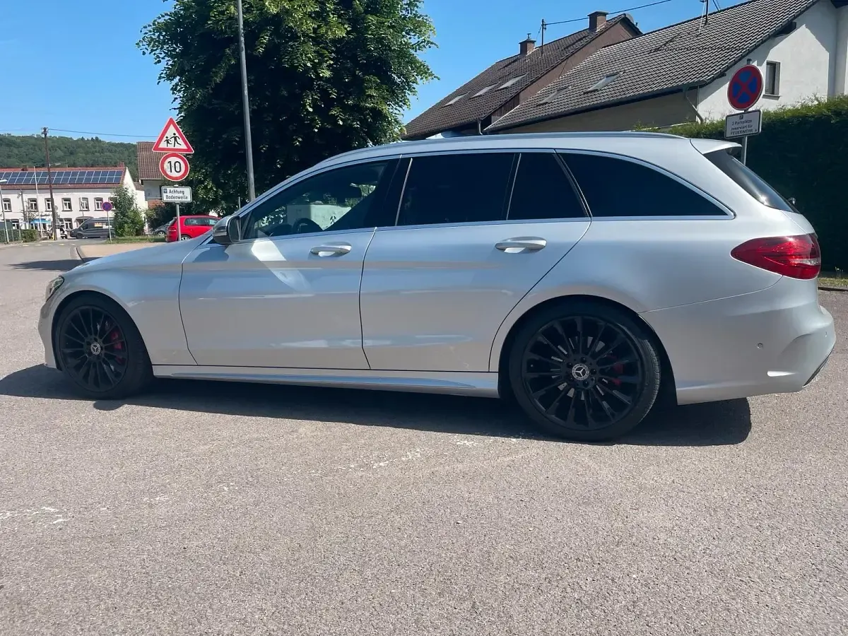Gebraucht Mercedes C400 333 PS (244 kW) 2018 Silber Kombi