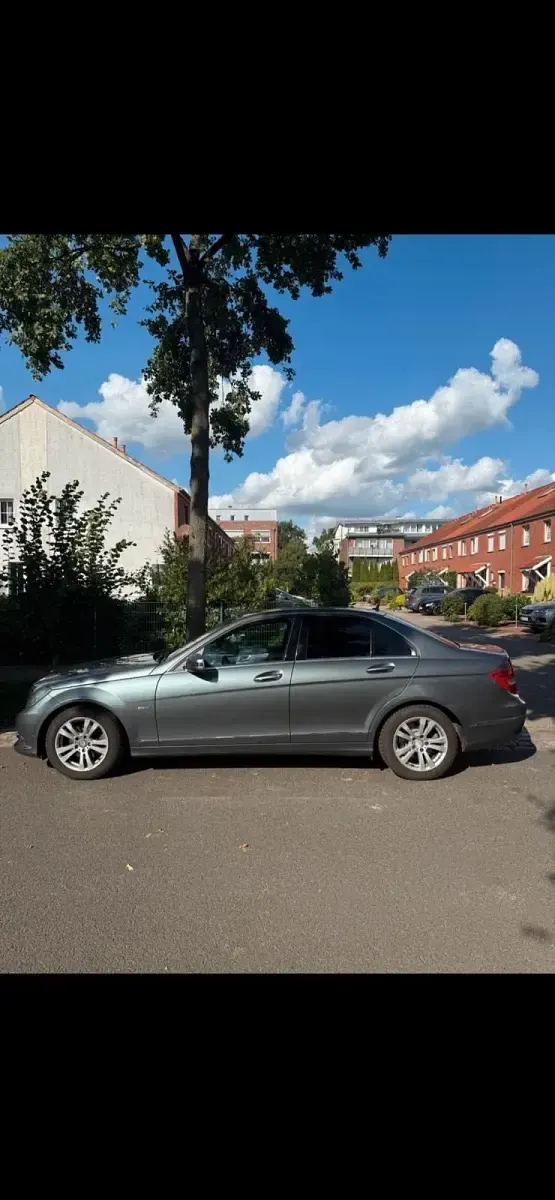 Gebraucht Mercedes C200 184 PS (135 kW) 2012 Grau Limousine