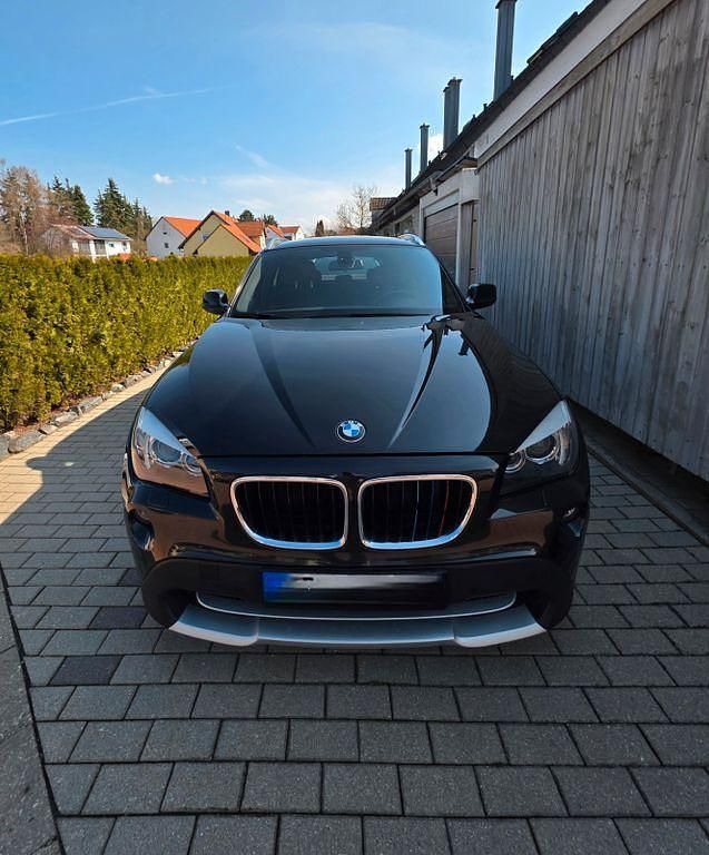 Gebraucht BMW X1 177 PS (130 kW) 2010 Schwarz SUV