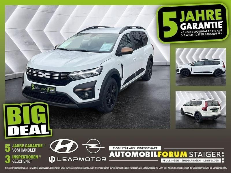 Gletscherweiss Gebraucht 2024 Dacia Jogger Extreme Van / Kleinbus | 18.990 € (Guter Preis) - Bild 1/4