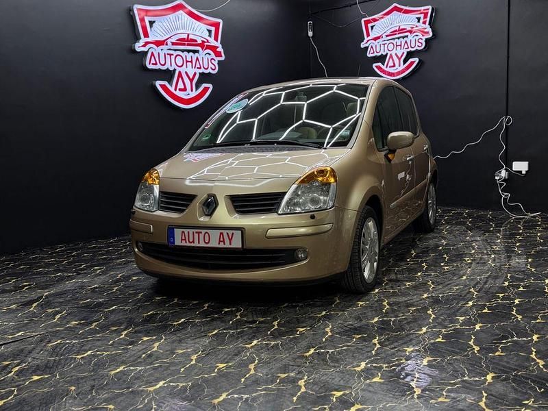 Gebraucht Renault Modus Initiale 111 PS (81 kW) 2006 Braun Van / Kleinbus