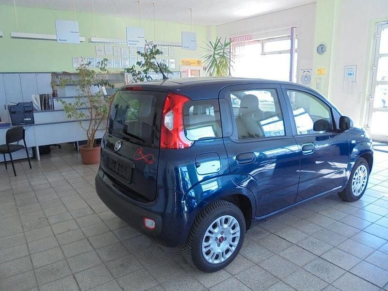 Gebraucht Fiat Panda Easy 69 PS (50 kW) 2019 Blau Kleinwagen