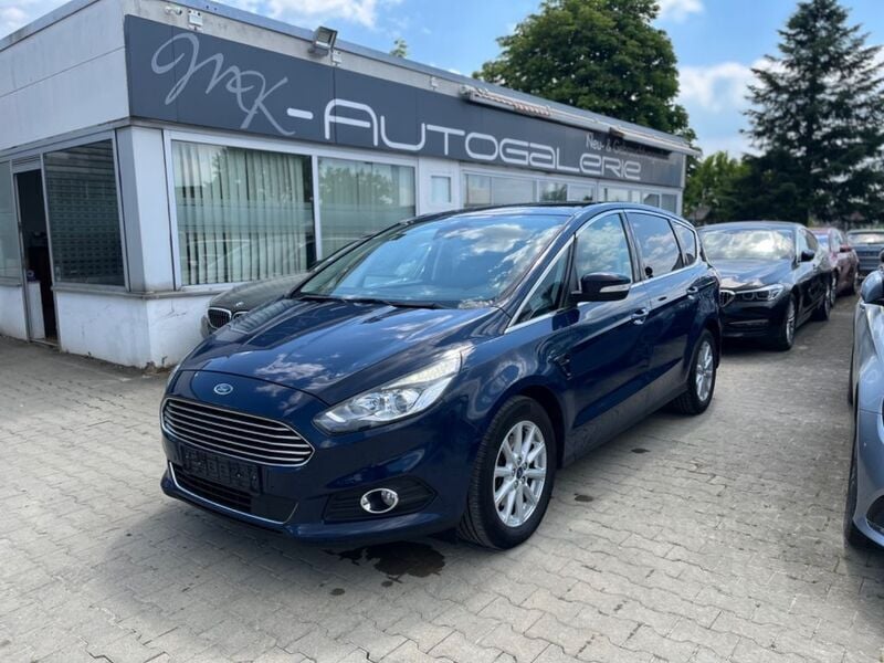 Blau Gebraucht 2017 Ford S-MAX Titanium Van / Kleinbus | 11.990 € (Superpreis) - Bild 1/4