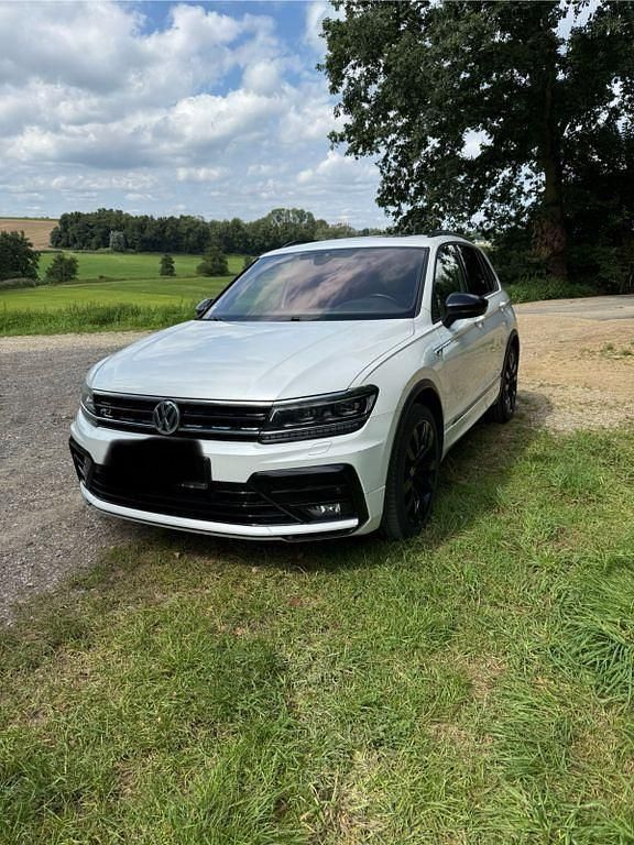 Weiß Gebraucht 2020 VW Tiguan Style SUV | 31.000 € (Fairer Preis) - Bild 1/4