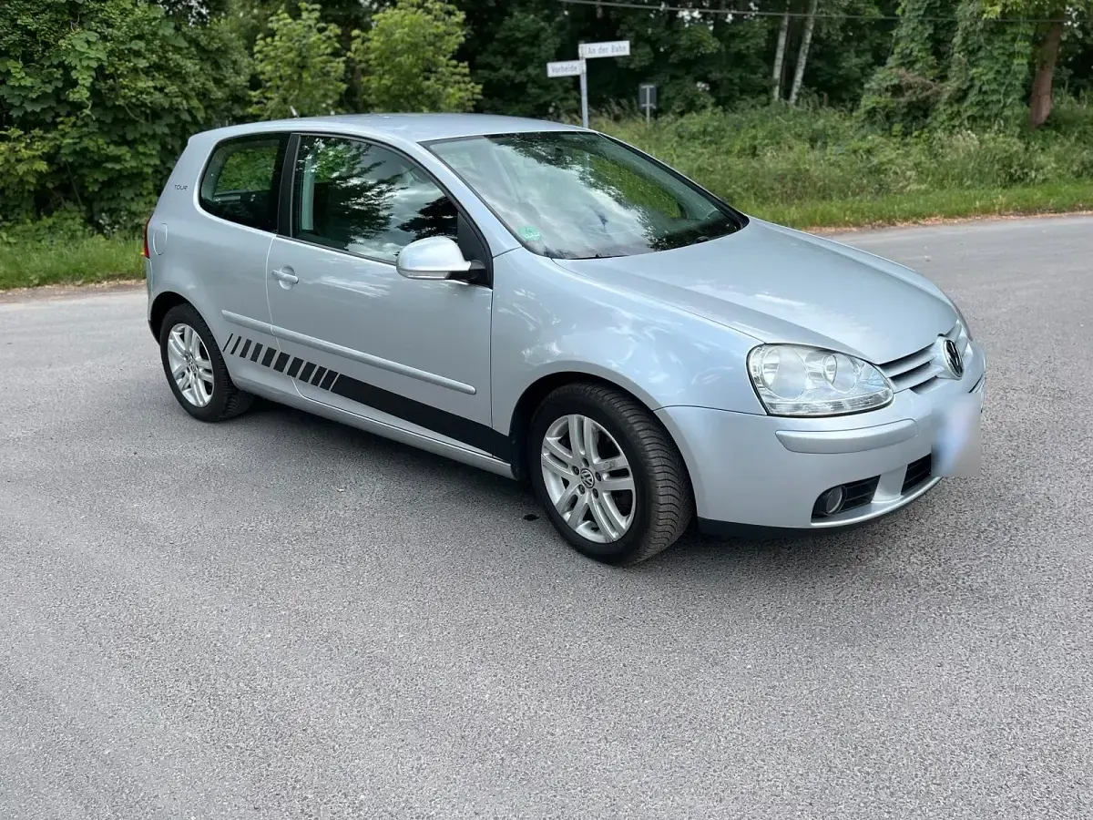 Gebraucht VW Golf V 140 PS (102 kW) 2007 Silber Kleinwagen