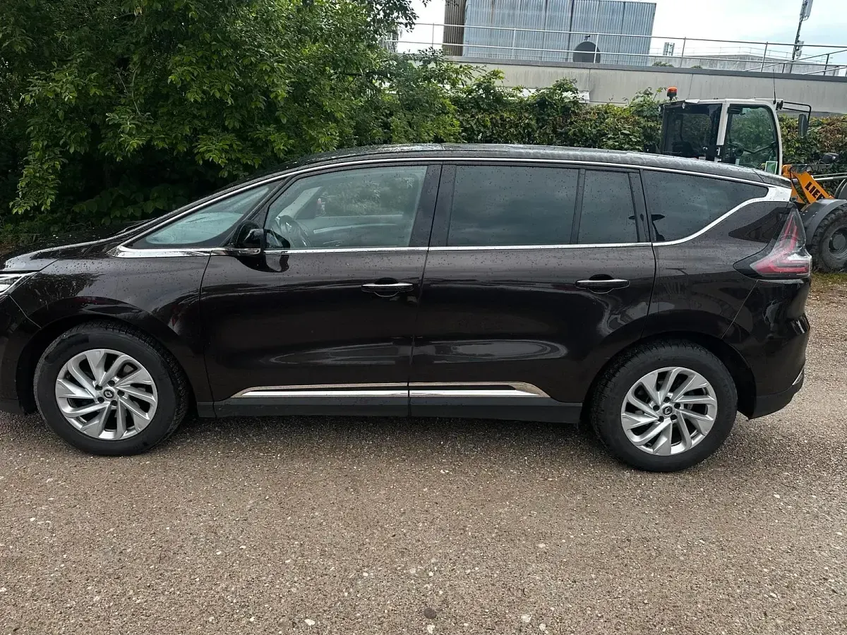 Gebraucht Renault Espace 160 PS (117 kW) 2016 Braun Van / Kleinbus