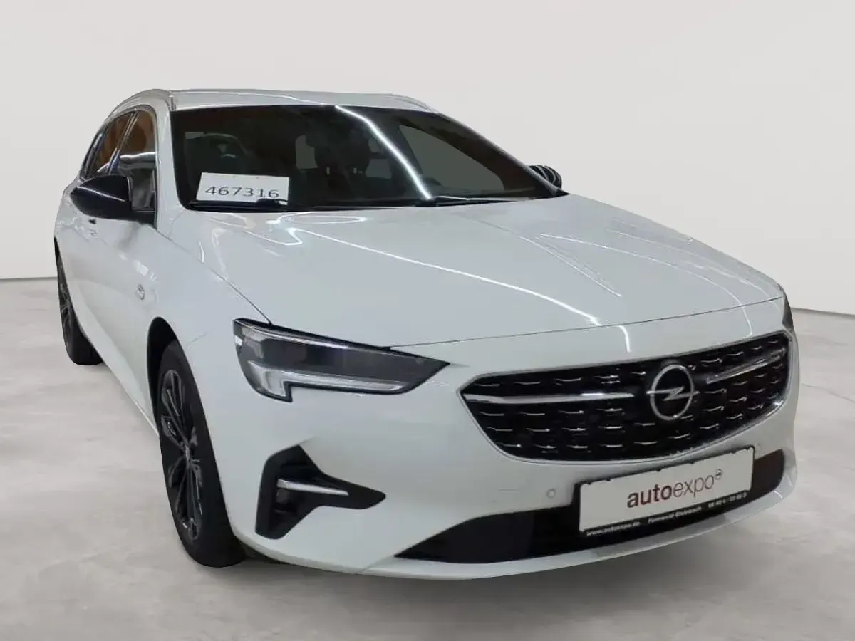 Second-hand Opel Insignia Business 174 CP (127 kW) 2022 Break