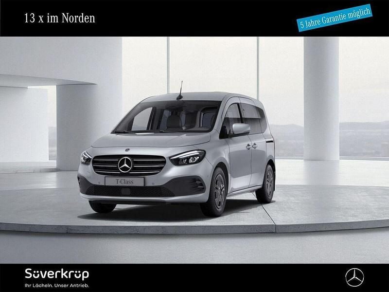 Silber Gebraucht 2025 Mercedes T180 Style Van / Kleinbus | 35.700 € - Bild 1/3