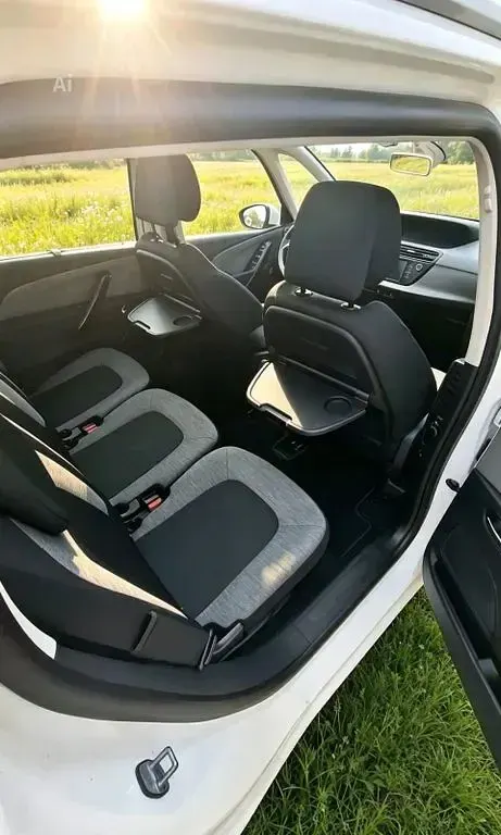Gebraucht Citroën C4 SpaceTourer 131 PS (96 kW) 2019 Weiß Van / Kleinbus