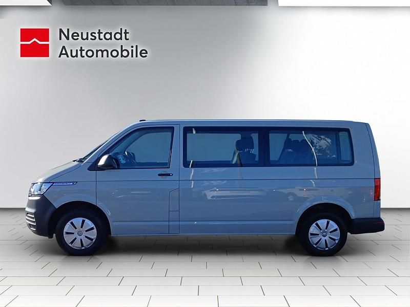 Usata VW Caravelle 150 CV (110 kW) 2022 Grigio Furgone