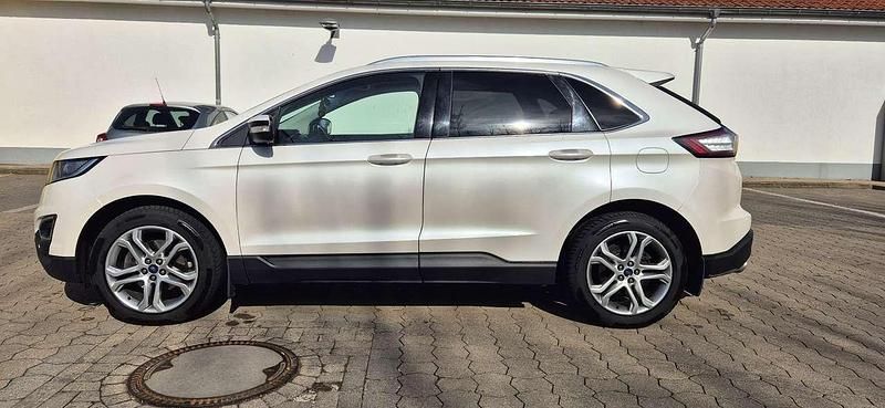 Gebraucht Ford Edge Titanium 209 PS (153 kW) 2016 SUV