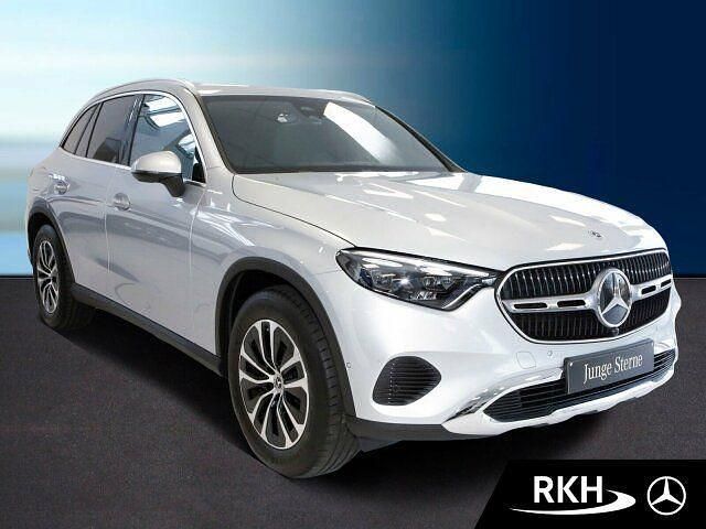 Gebraucht Mercedes 200 Advanced 163 PS (119 kW) 2025 SUV