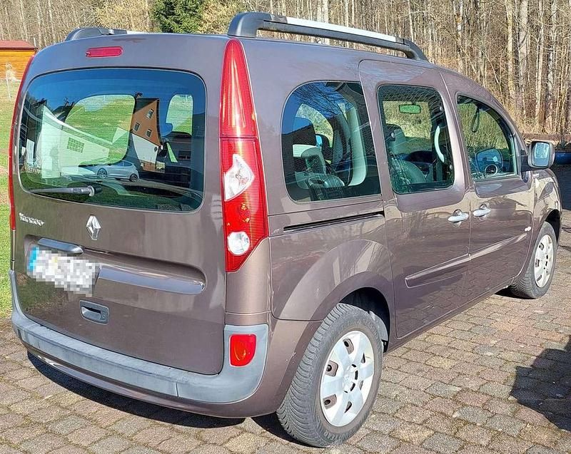 Gebraucht Renault Kangoo 90 PS (66 kW) 2012 Braun Van / Kleinbus
