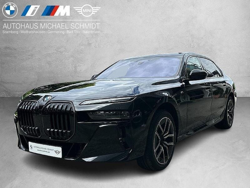 Black sapphire metallic Neu 2025 BMW 740 M Sport Limousine | 114.890 € (Superpreis) - Bild 1/4